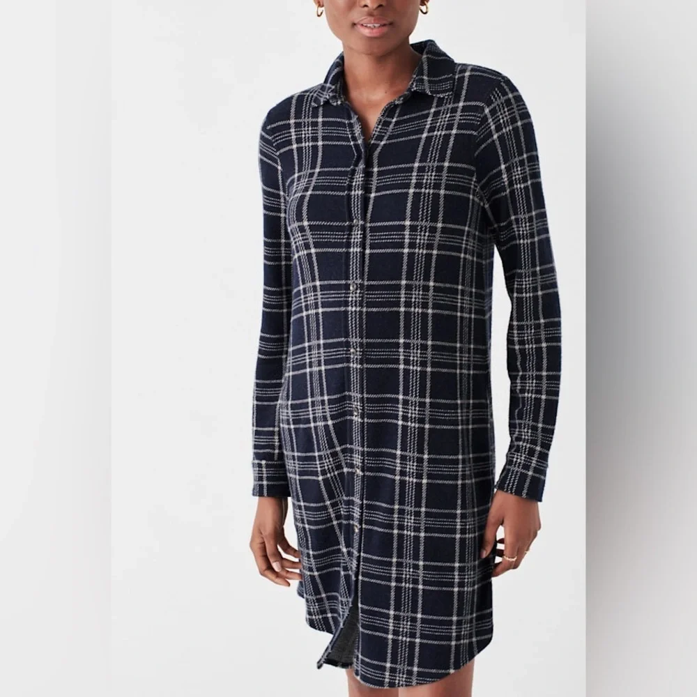 FAHERTY Legend Navy Plaid Flannel Shirt Sweater Dress - Small